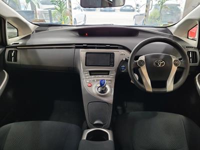 2012 Toyota Prius - Thumbnail
