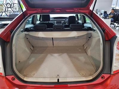 2012 Toyota Prius - Thumbnail