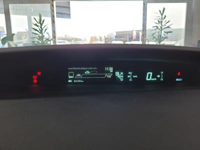 2012 Toyota Prius - Thumbnail