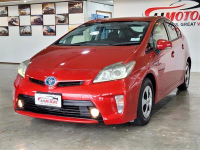 2012 Toyota Prius - Thumbnail