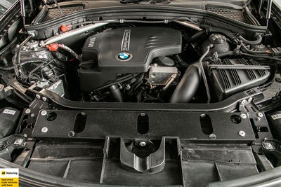 2017 BMW X4 - Thumbnail