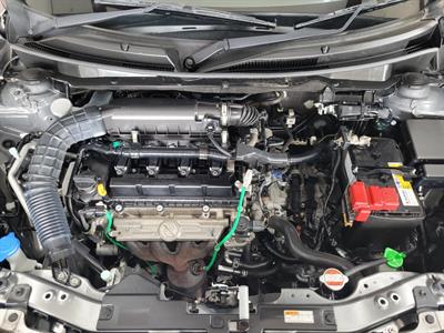 2017 Suzuki Swift - Thumbnail