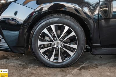 2013 Toyota Sai - Thumbnail