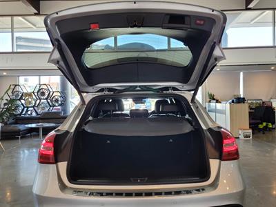 2018 Mercedes-Benz GLA-CLASS - Thumbnail