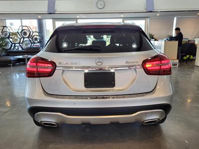 2018 Mercedes-Benz GLA-CLASS - Thumbnail