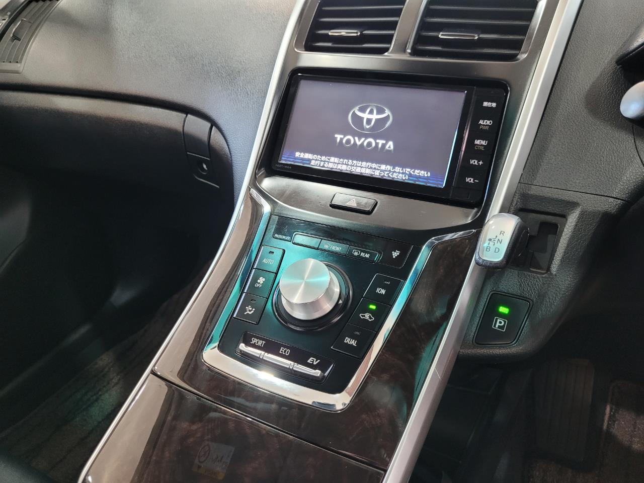 2015 Toyota Sai