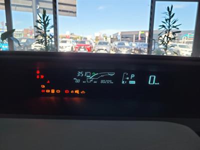 2014 Toyota Aqua - Thumbnail