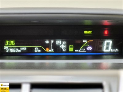 2012 Toyota Prius - Thumbnail