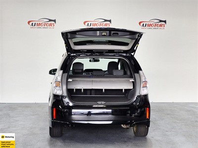2012 Toyota Prius - Thumbnail