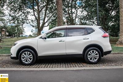 2014 Nissan X-Trail - Thumbnail