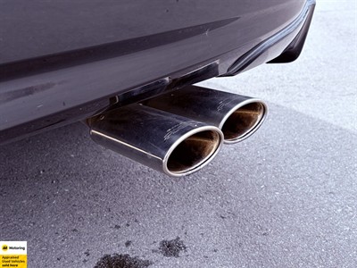 2012 Toyota Prius - Thumbnail