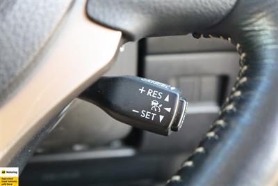 2015 Lexus NX 300h - Thumbnail