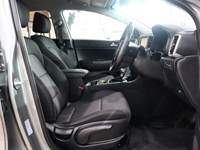 2021 Kia Sportage - Thumbnail