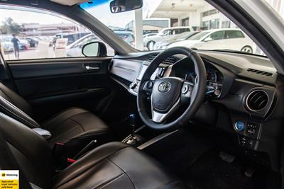 2014 Toyota Corolla - Thumbnail