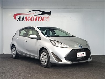 2020 Toyota Aqua - Thumbnail