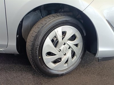 2020 Toyota Aqua - Thumbnail