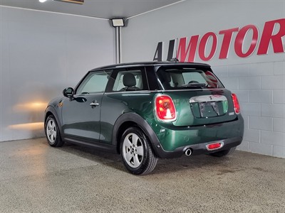 2015 Mini Cooper - Thumbnail