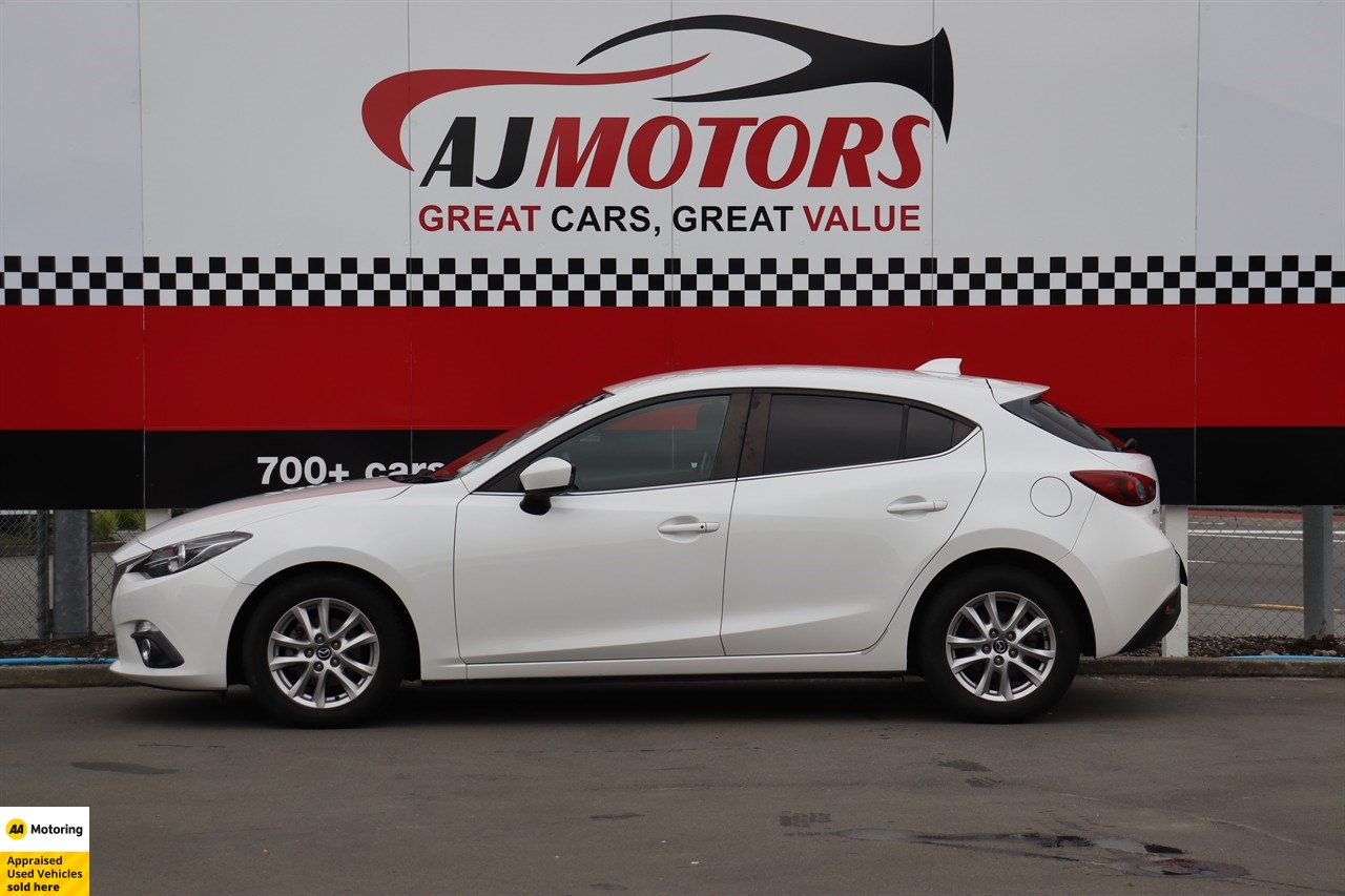 2014 Mazda Axela