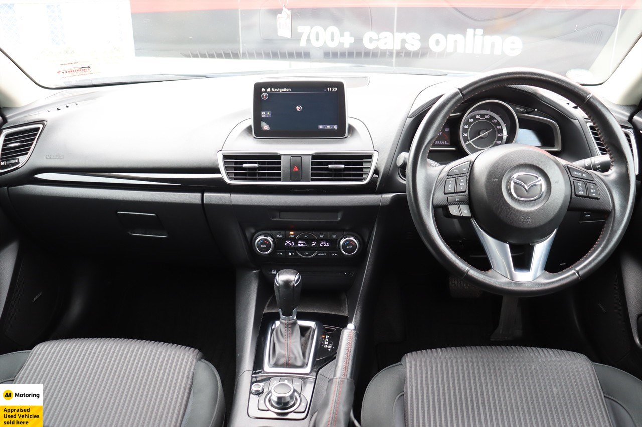 2014 Mazda Axela