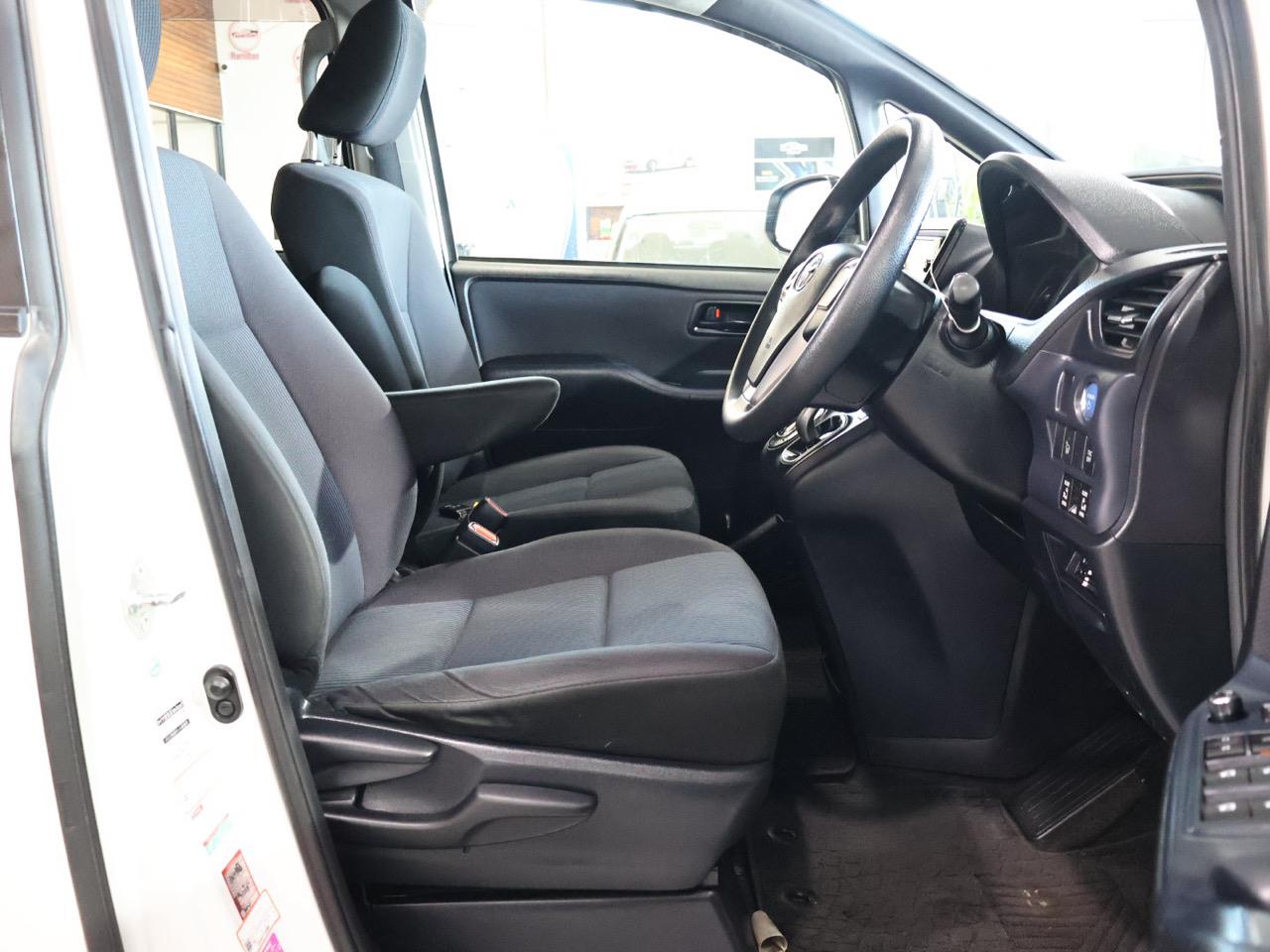 2015 Toyota Noah