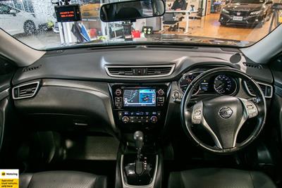 2014 Nissan X-Trail - Thumbnail
