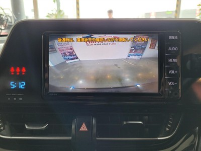 2017 Toyota C-HR - Thumbnail