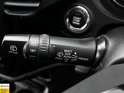 2021 Mitsubishi Outlander - Thumbnail