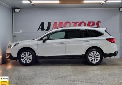 2017 Subaru Outback - Thumbnail
