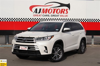 2020 Toyota Highlander - Thumbnail
