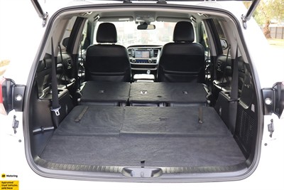 2020 Toyota Highlander - Thumbnail