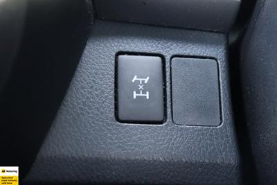 2017 Toyota RAV4 - Thumbnail