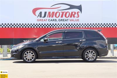 2013 Honda Stream - Thumbnail