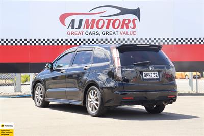 2013 Honda Stream - Thumbnail