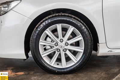 2012 Toyota Camry - Thumbnail