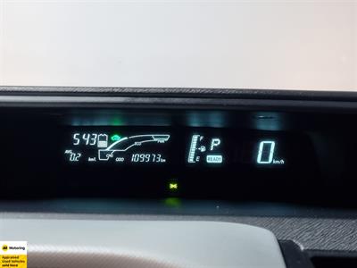 2014 Toyota Aqua - Thumbnail