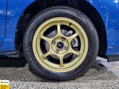 2014 Toyota Aqua - Thumbnail