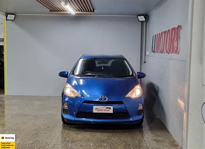 2014 Toyota Aqua - Thumbnail