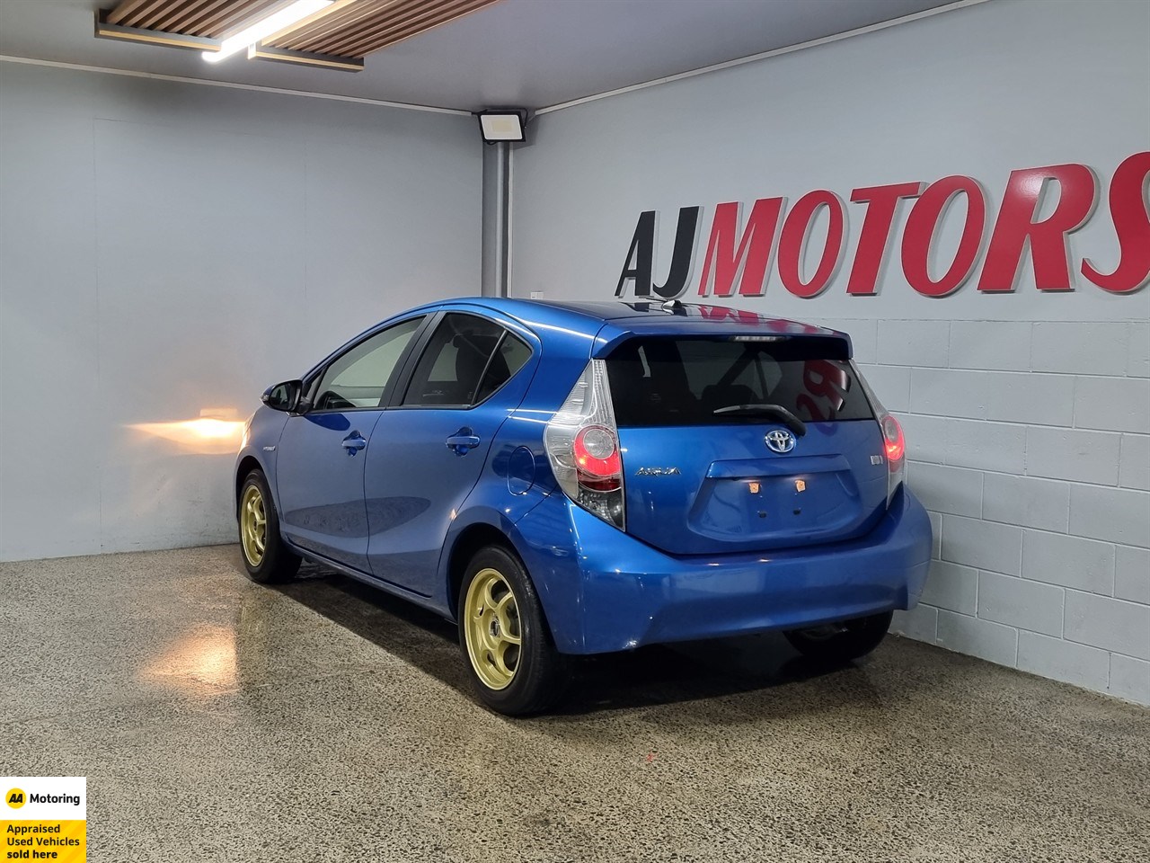 2014 Toyota Aqua