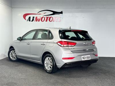 2021 Hyundai i30 - Thumbnail