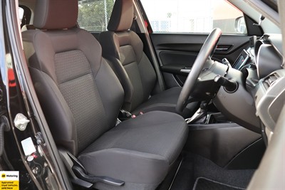 2017 Suzuki Swift - Thumbnail