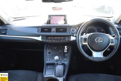 2013 Lexus CT200H - Thumbnail