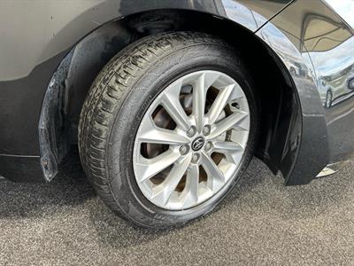 2019 Toyota Corolla - Thumbnail
