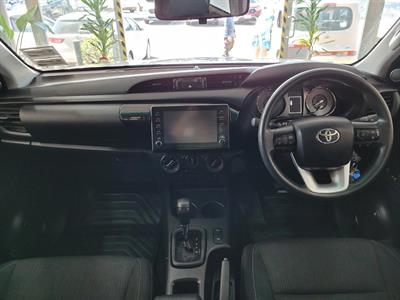2022 Toyota Hilux - Thumbnail