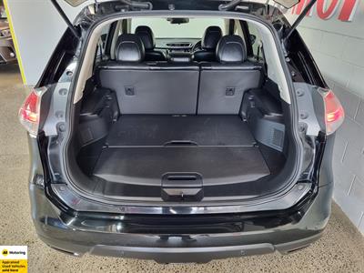 2015 Nissan X-Trail - Thumbnail