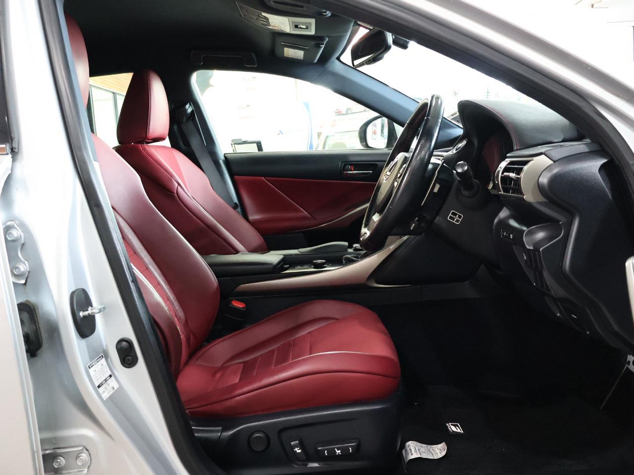 2014 Lexus IS 300h