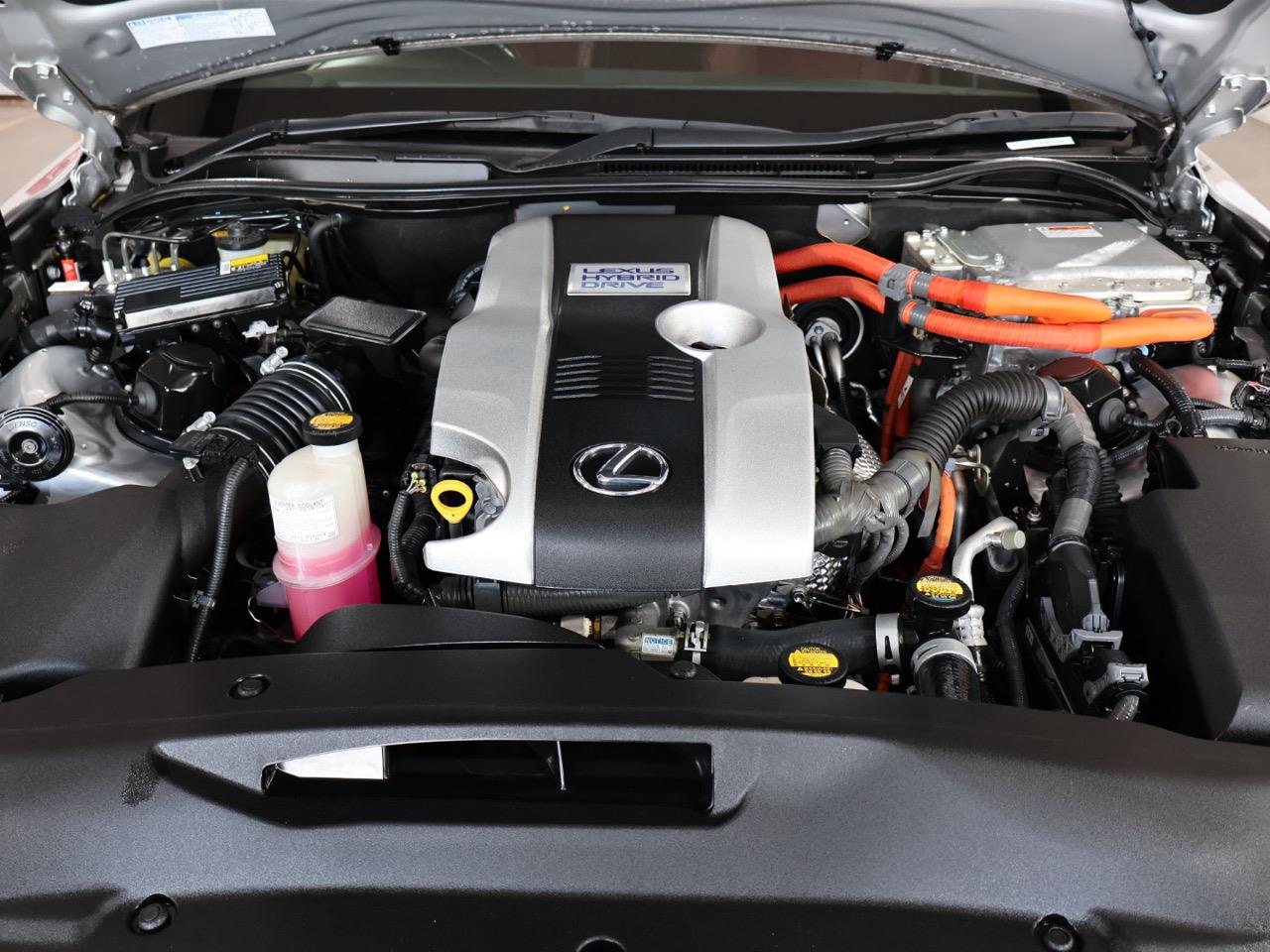 2014 Lexus IS 300h