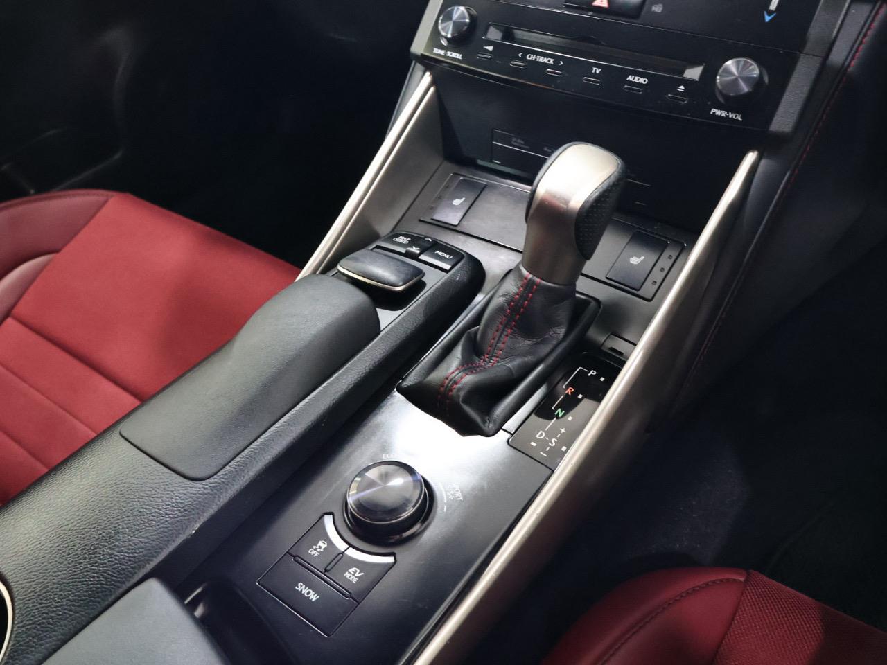 2014 Lexus IS 300h