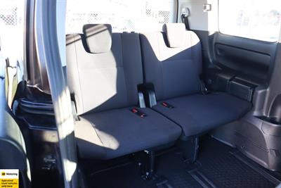 2016 Toyota Noah - Thumbnail