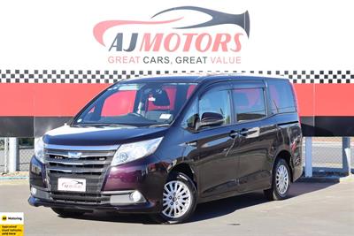 2016 Toyota Noah - Thumbnail