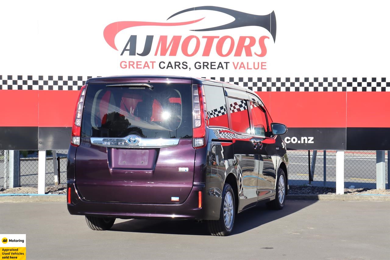 2016 Toyota Noah
